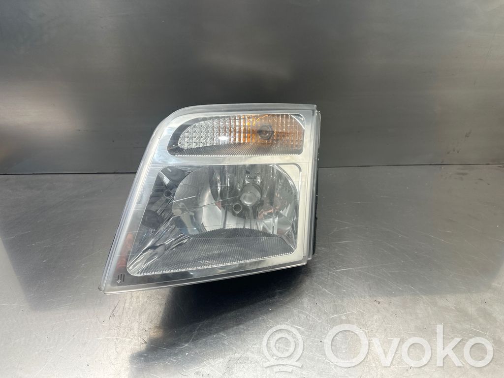 Ford Connect Headlight/headlamp 