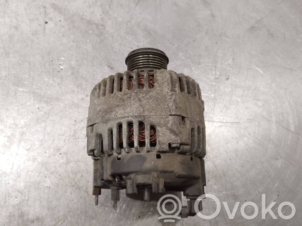 Volkswagen PASSAT B6 Generator/alternator 