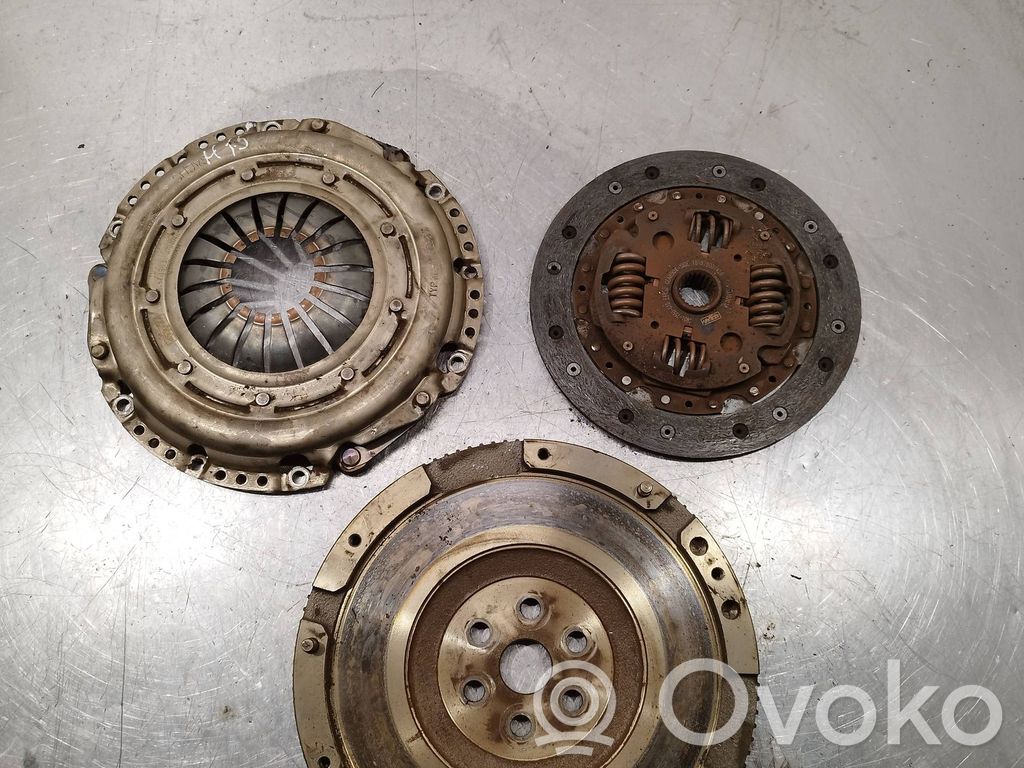 Mazda 5 Sankabos komplektas 