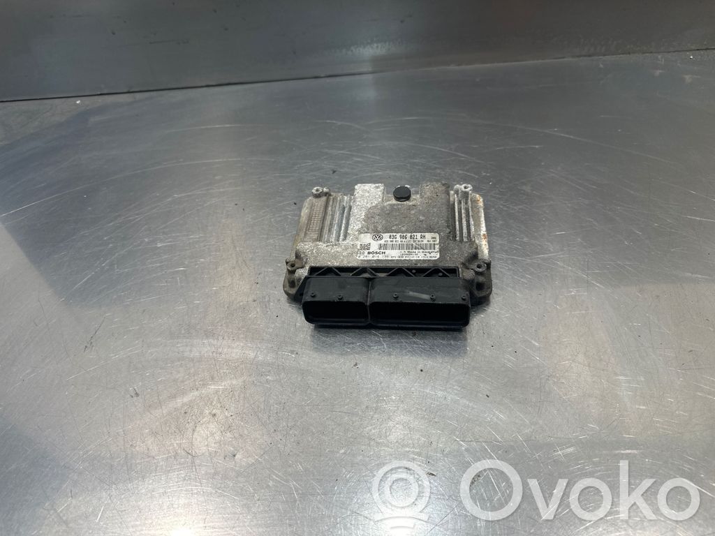Skoda Octavia Mk2 (1Z) Engine control unit/module 
