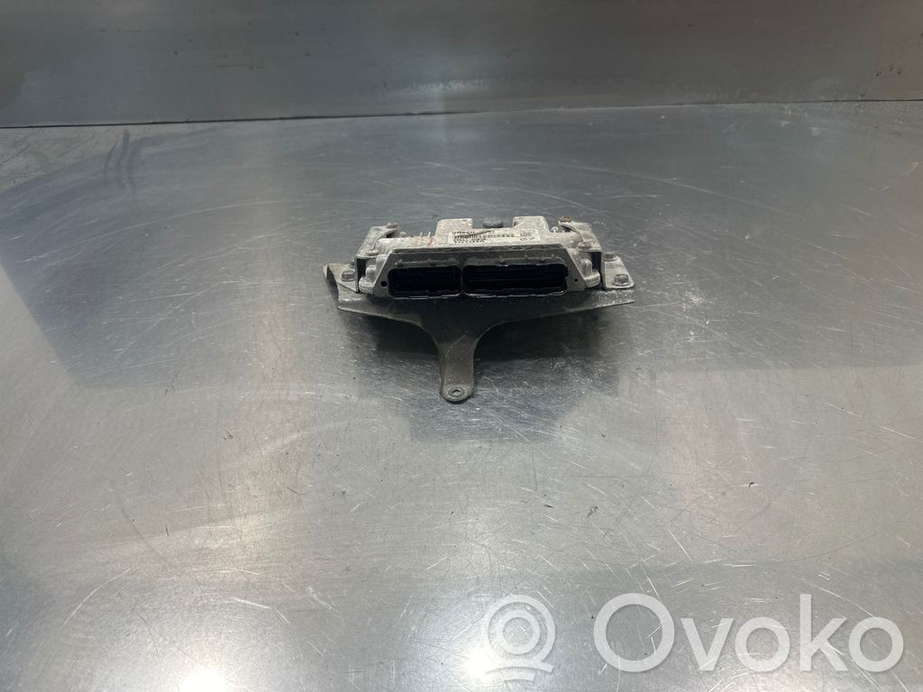Peugeot 107 Engine control unit/module 