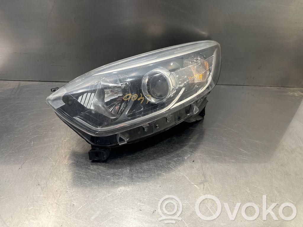 Renault Captur Phare frontale 