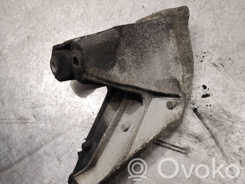 Audi A6 S6 C6 4F Engine mounting bracket 