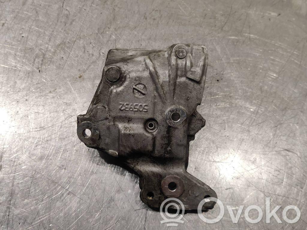 Mini One - Cooper Clubman R55 Engine mounting bracket 