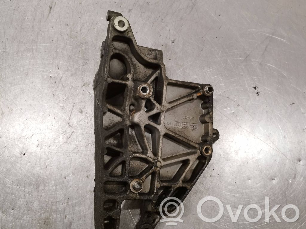 Fiat Doblo Generator/alternator bracket 