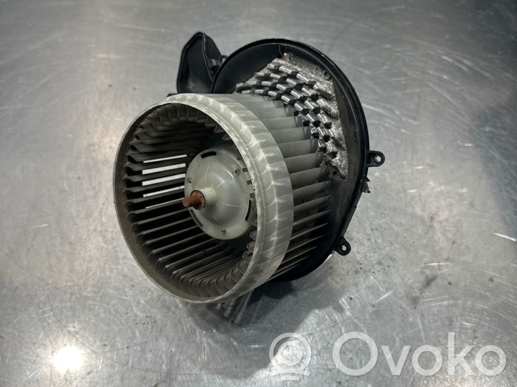 Volvo V70 Lämmittimen puhallin 