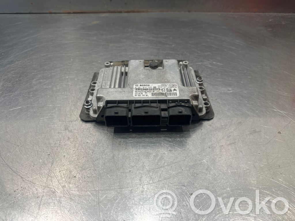 Citroen C4 Grand Picasso Engine control unit/module 