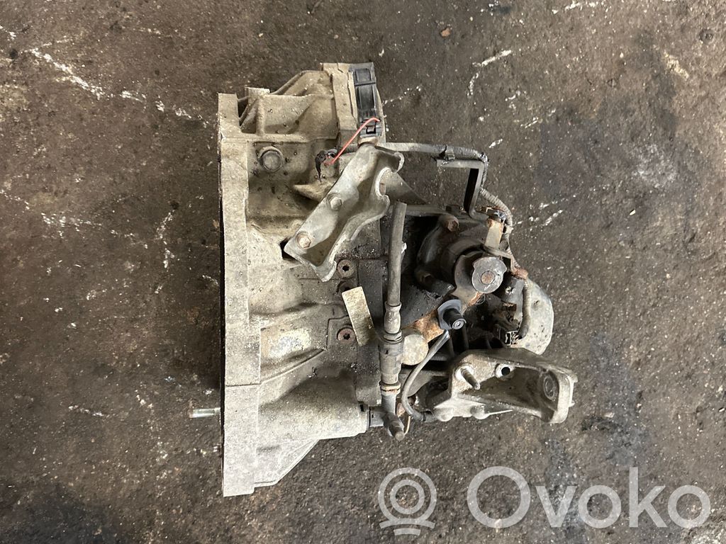 Suzuki SX4 Cutie viteze manuală cu 5 trepte 