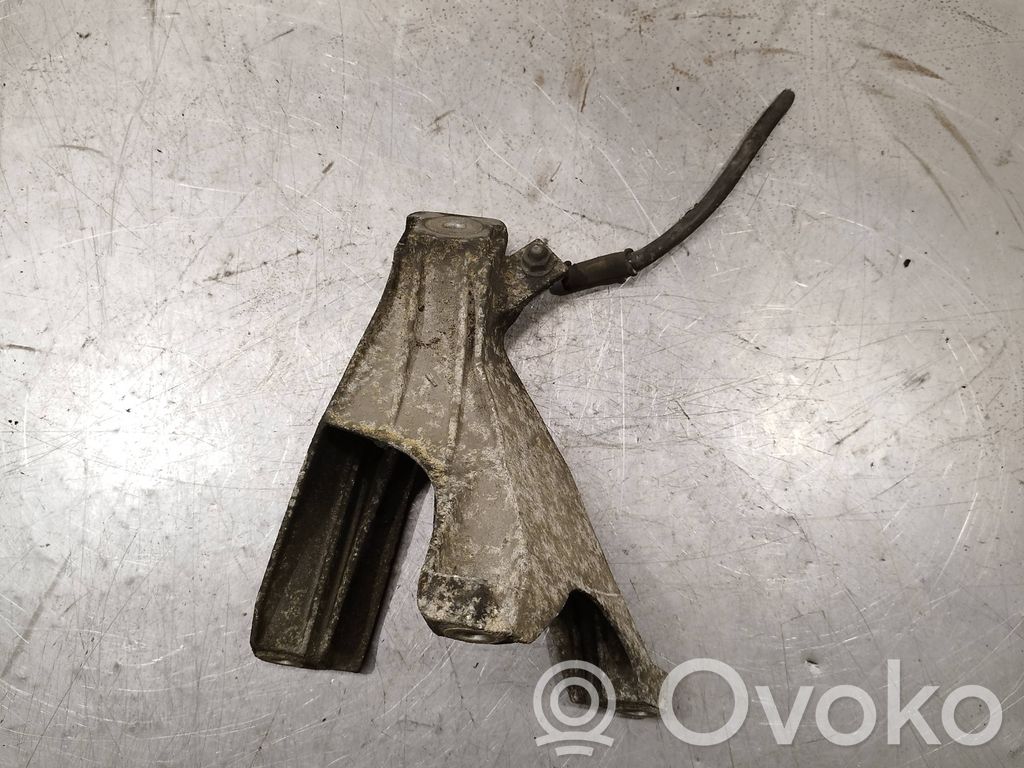 Audi A6 S6 C6 4F Engine mounting bracket 