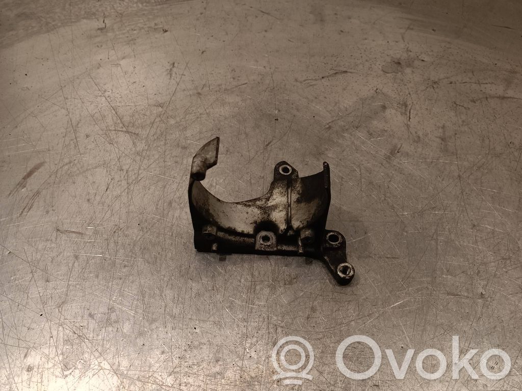 Volvo V50 Mocowanie filtra paliwa 