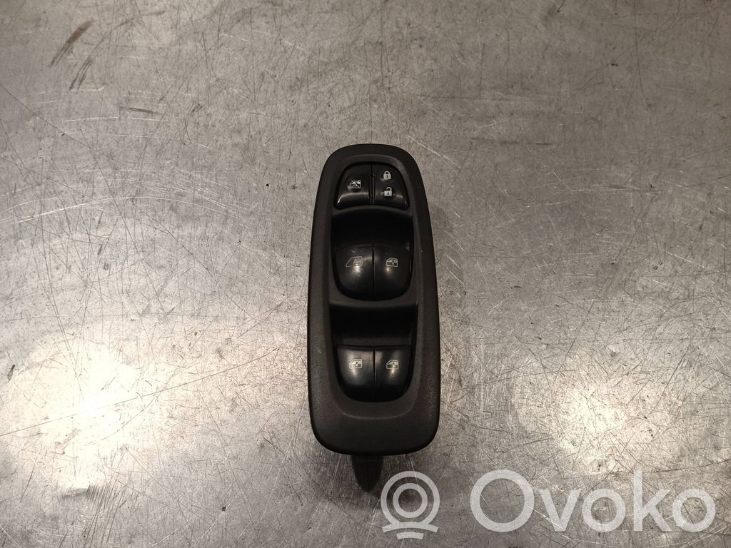 Renault Kadjar Electric window control switch 