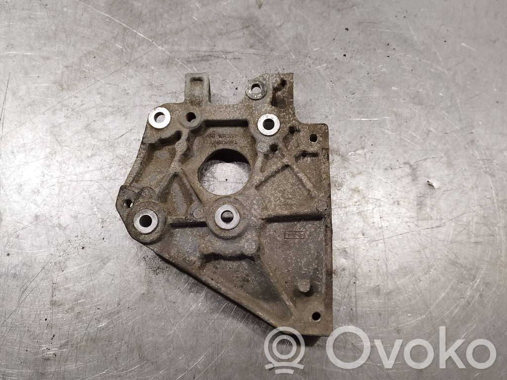 Volvo S40 A/C compressor mount bracket 