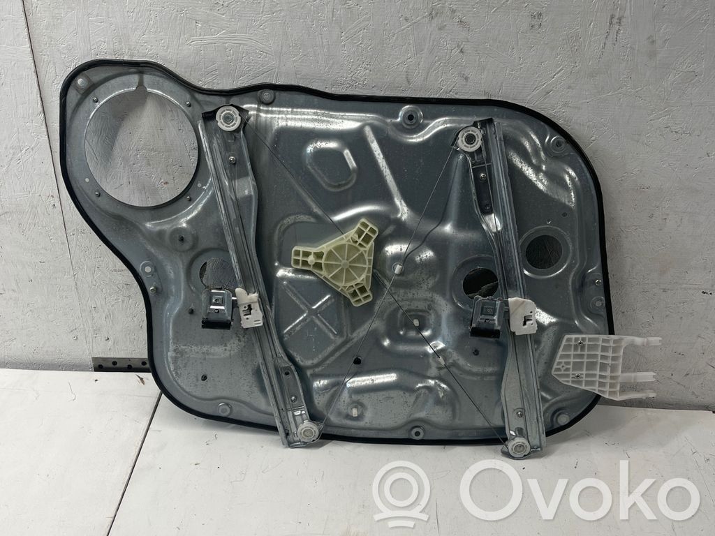 KIA Ceed Elektryczny podnośnik szyby drzwi przednich 