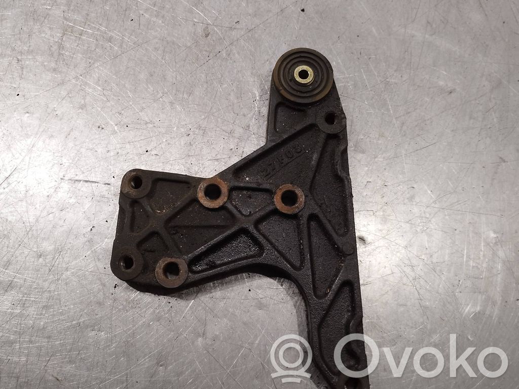 Land Rover Freelander Engine mounting bracket 