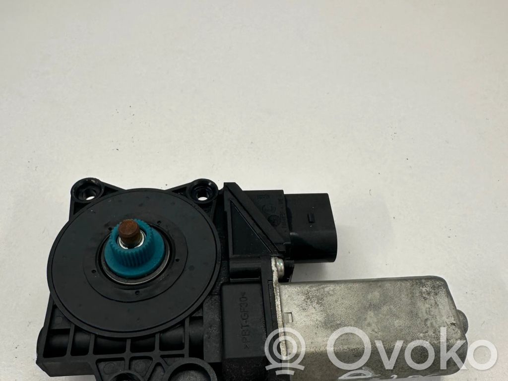 BMW 3 E90 E91 Rear door window regulator motor 