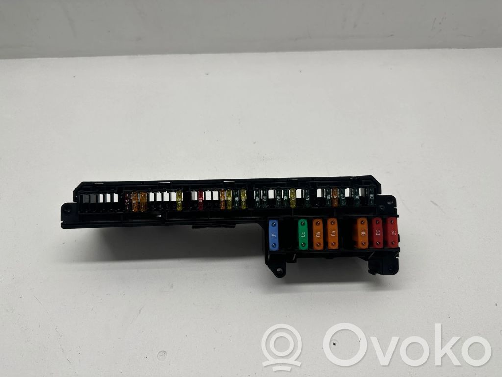 BMW 5 E60 E61 Fuse module 
