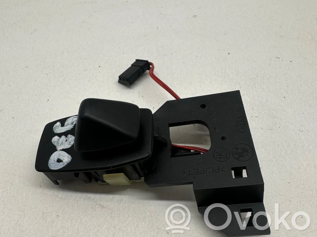 BMW 5 E60 E61 Steering wheel adjustment switch 