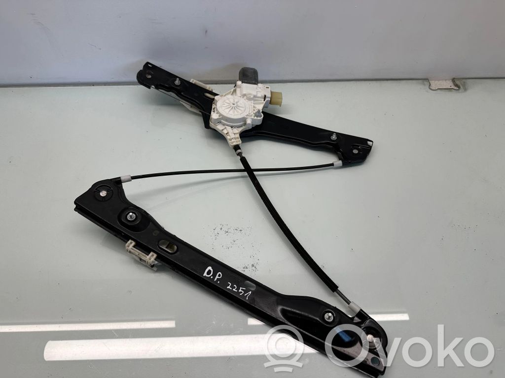 BMW 3 E90 E91 Front door window regulator with motor 