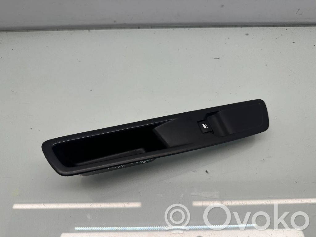 Toyota Proace Electric window control switch 