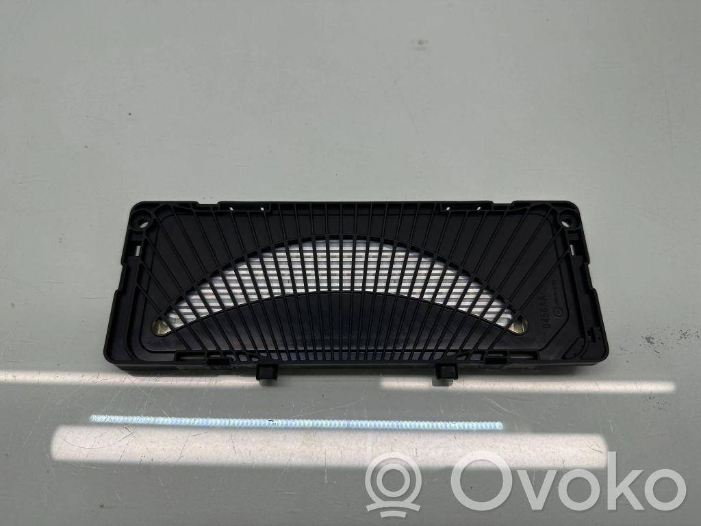 BMW 3 E90 E91 Garsiakalbis lubose 
