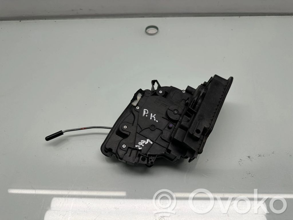 BMW 5 G30 G31 G38 Zamek drzwi przednich 
