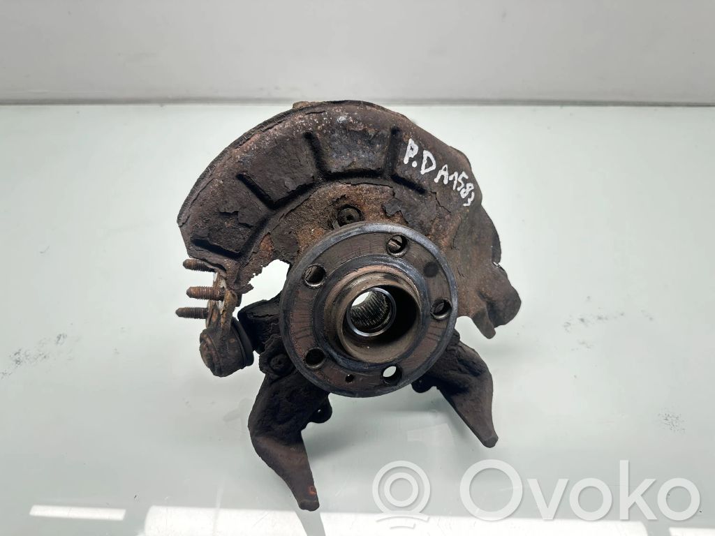 Volkswagen Polo V 6R Front wheel hub 