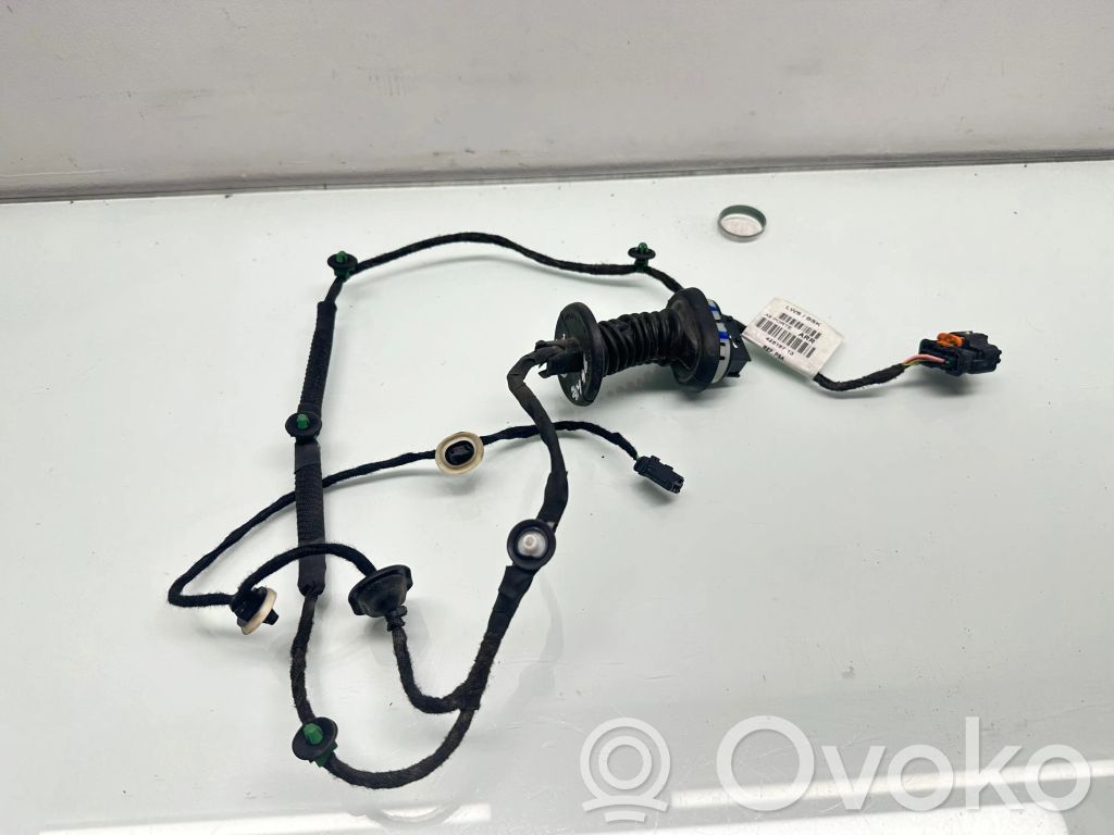 Peugeot 208 I Cableado de puerta trasera 