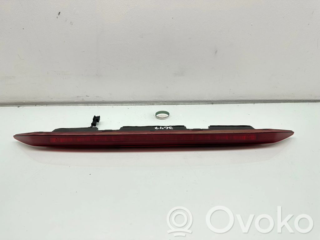 Volvo XC60 Third/center stoplight 