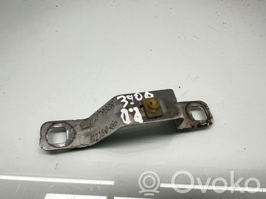 Renault Megane IV Fender mounting bracket 