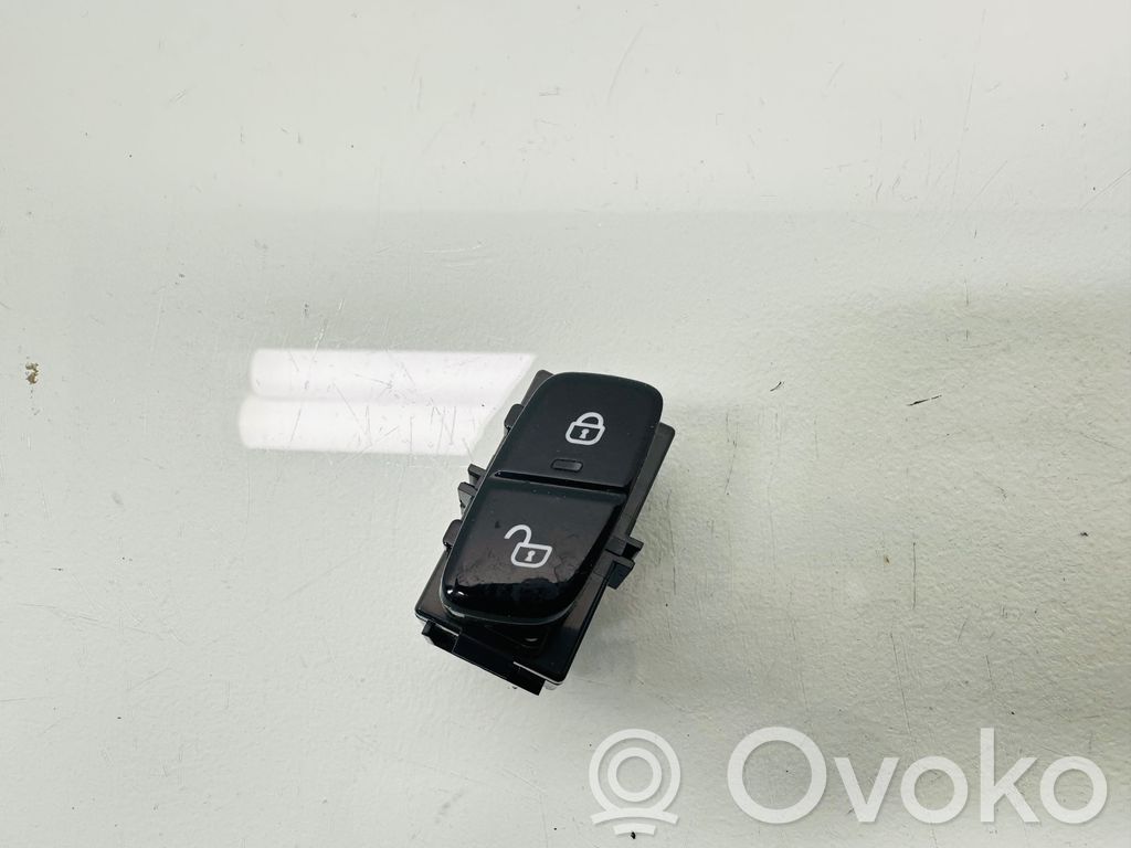 Volvo V90 Cross Country Central locking switch button 