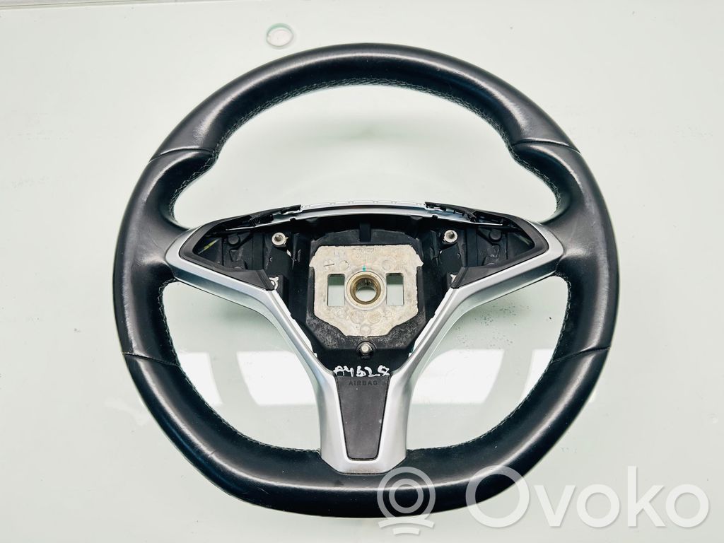 Tesla Model S Vairas 