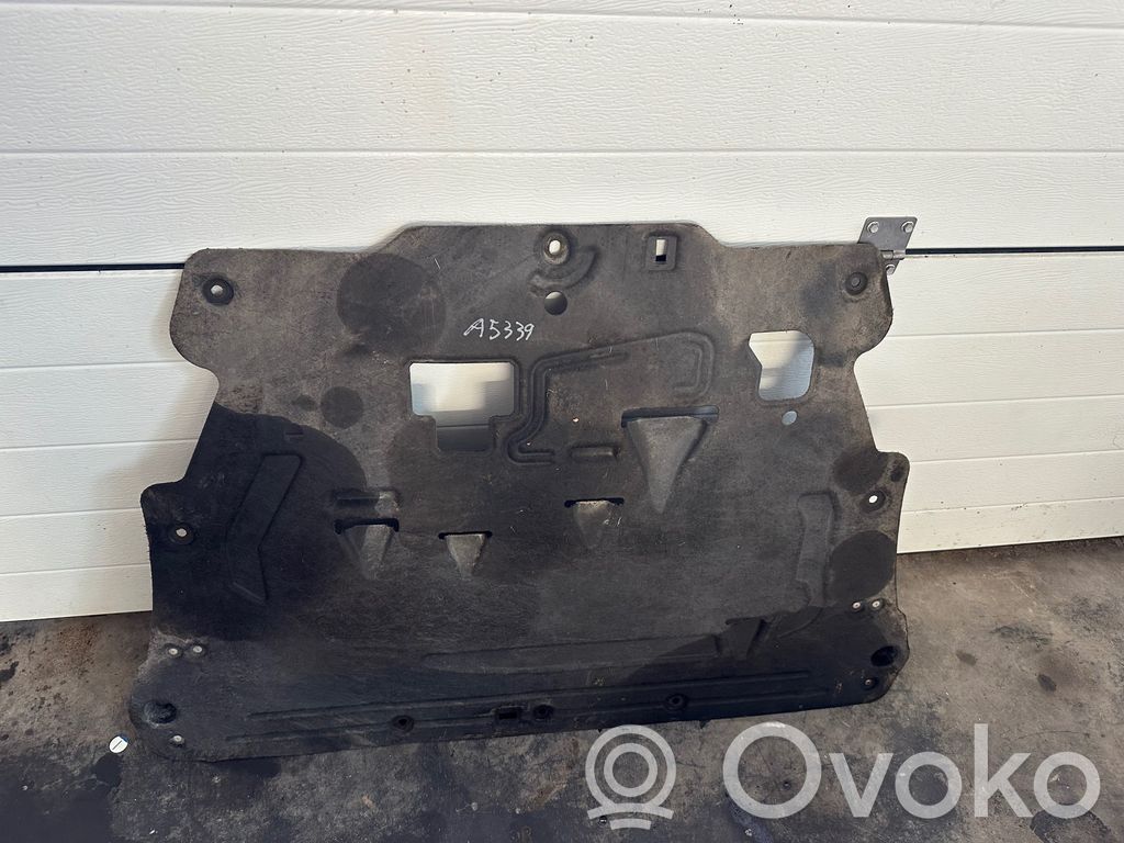 Volvo S90, V90 Engine splash shield/under tray 