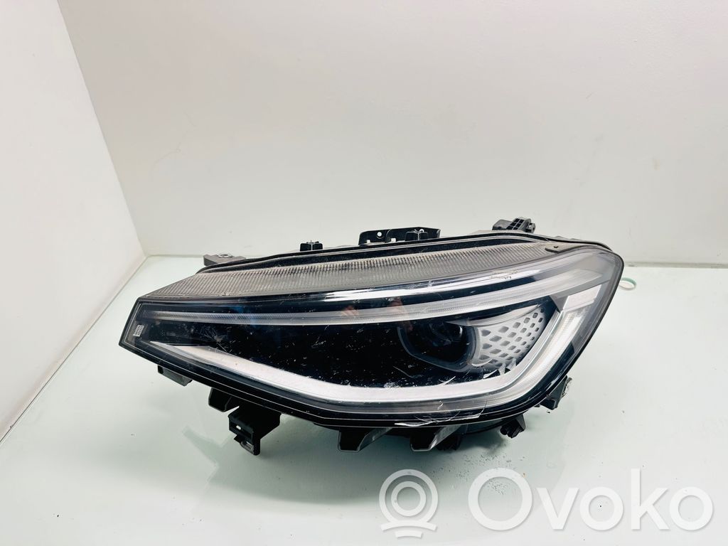 Volkswagen ID.4 Lampa przednia 