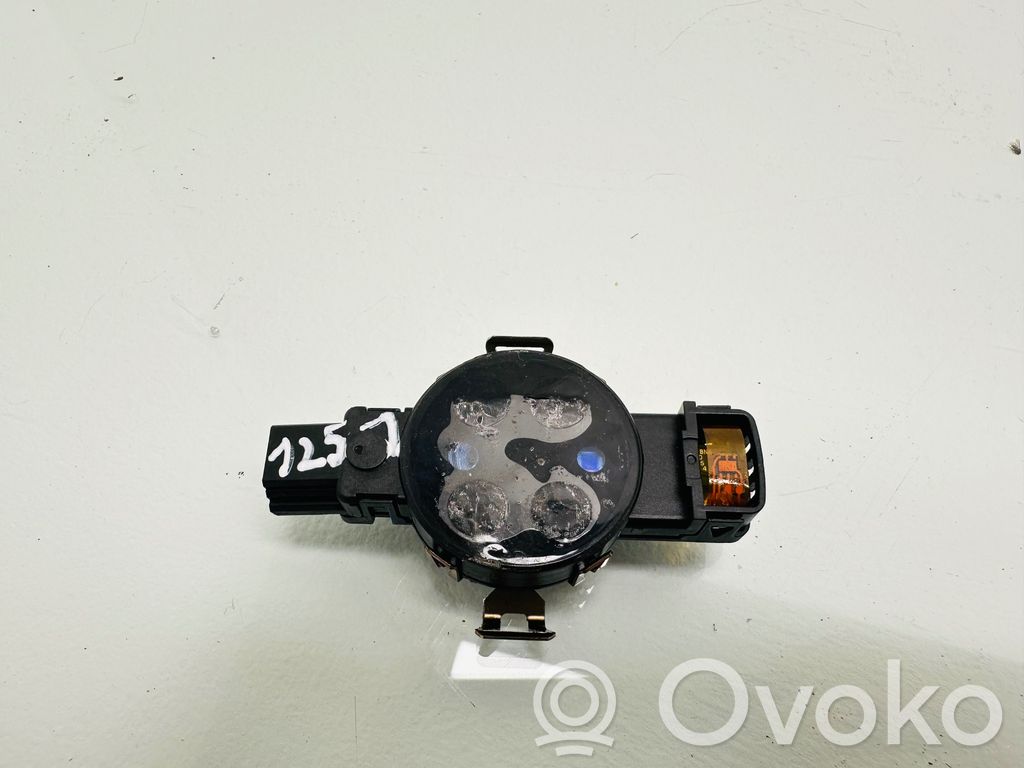 Volkswagen PASSAT B8 Sensor de lluvia 