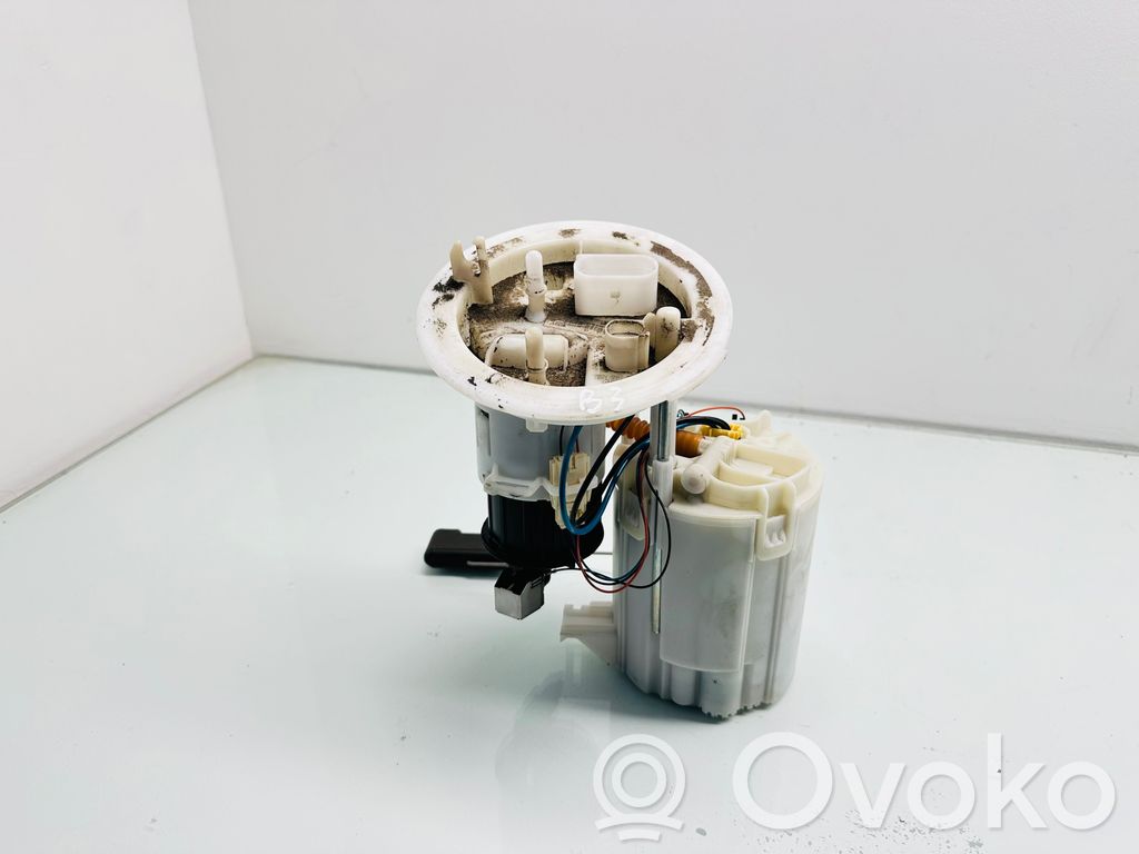 Audi A5 8T 8F Bomba interna de combustible 