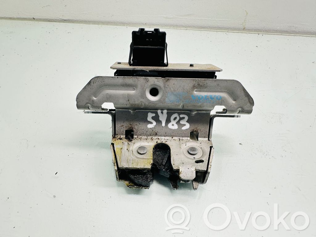 Volvo V70 Spyna galinio dangčio 