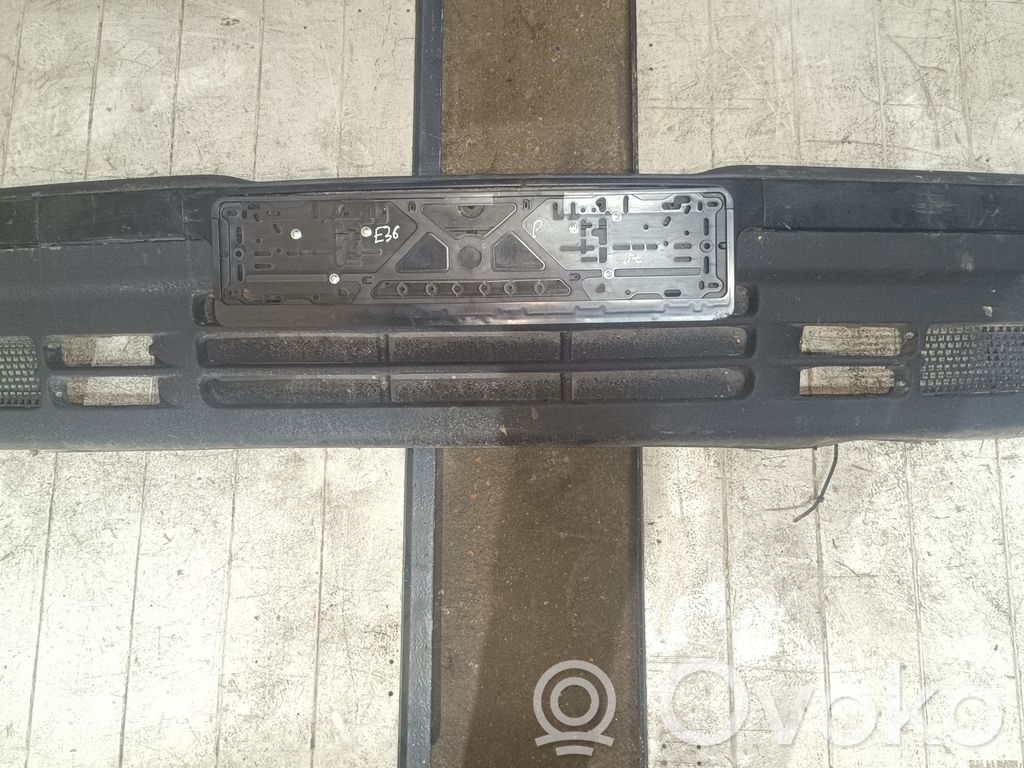 BMW 3 E36 Etupuskuri 