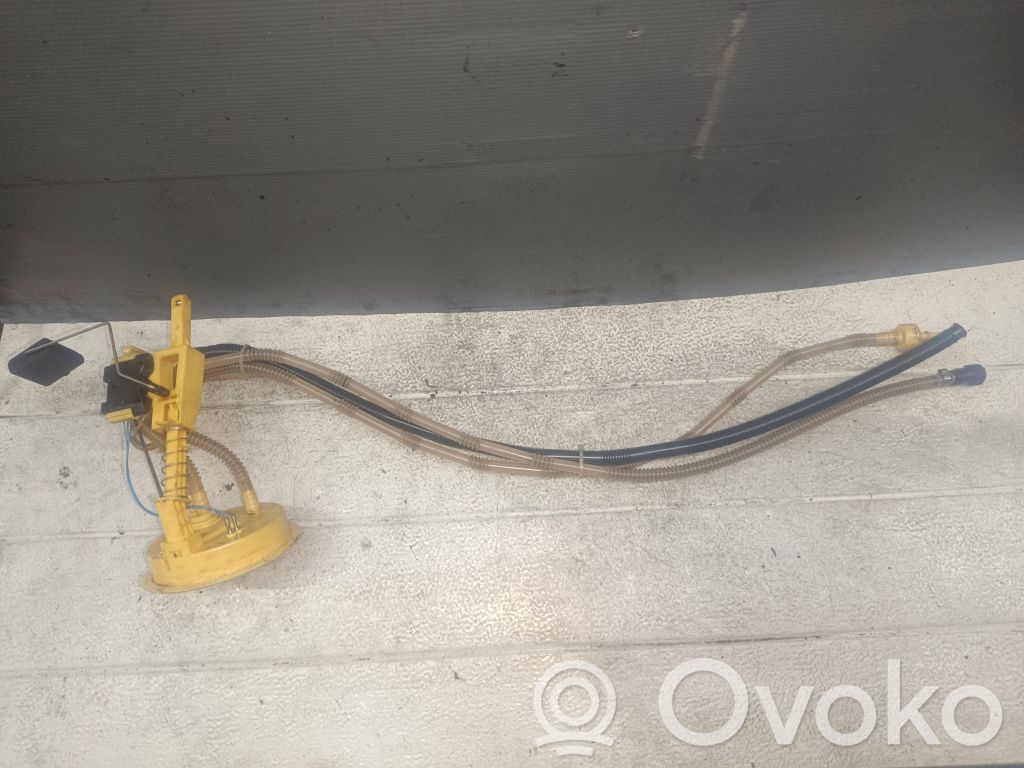 BMW 3 E90 E91 Fuel level sensor 