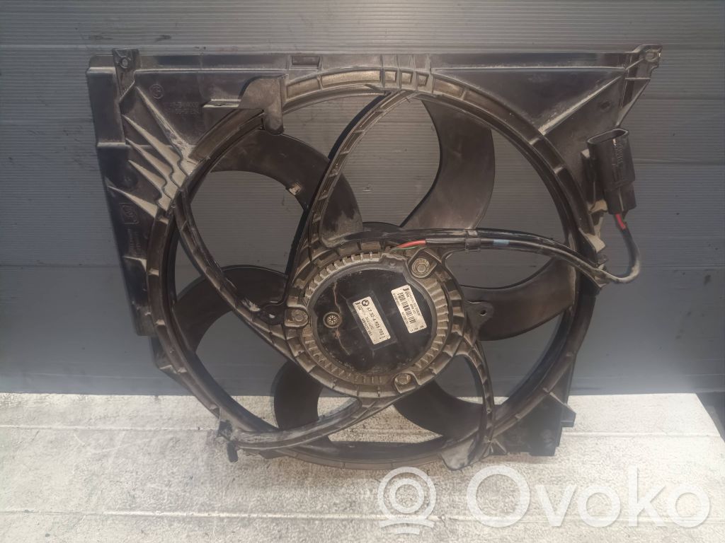 BMW X3 E83 Elektrisks radiatoru ventilators 