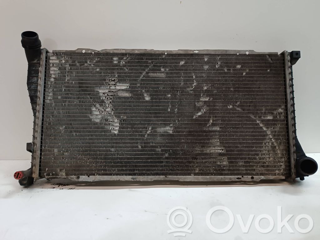 BMW 5 E39 Coolant radiator 
