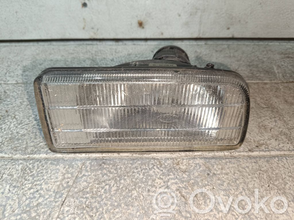 BMW 3 E36 Miglas lukturis priekšā 