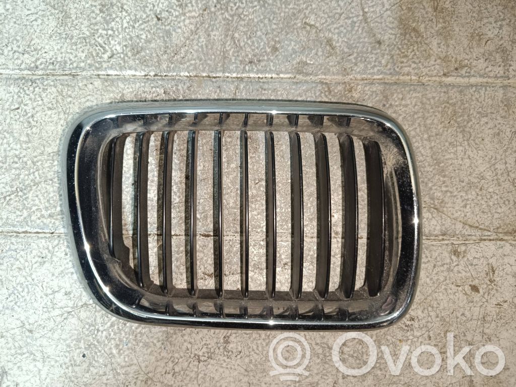 BMW 3 E36 Front grill 