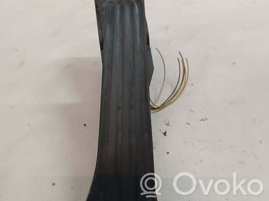 Pédale d'accélérateur   3540676693001