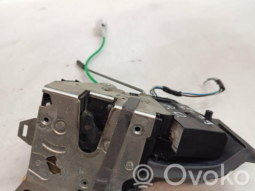 BMW 5 E39 Front door lock 