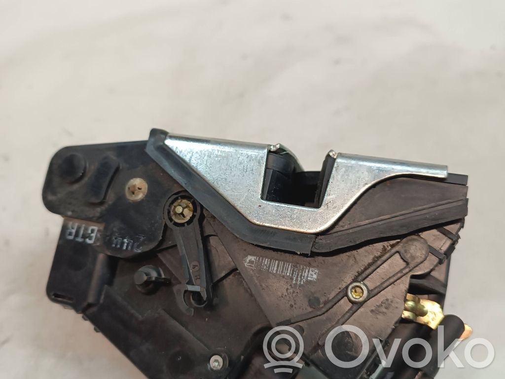 BMW 3 E46 Front door lock 
