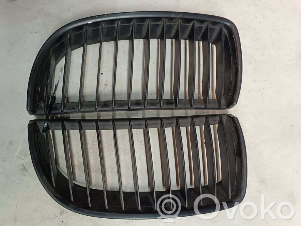 Front grill   9109