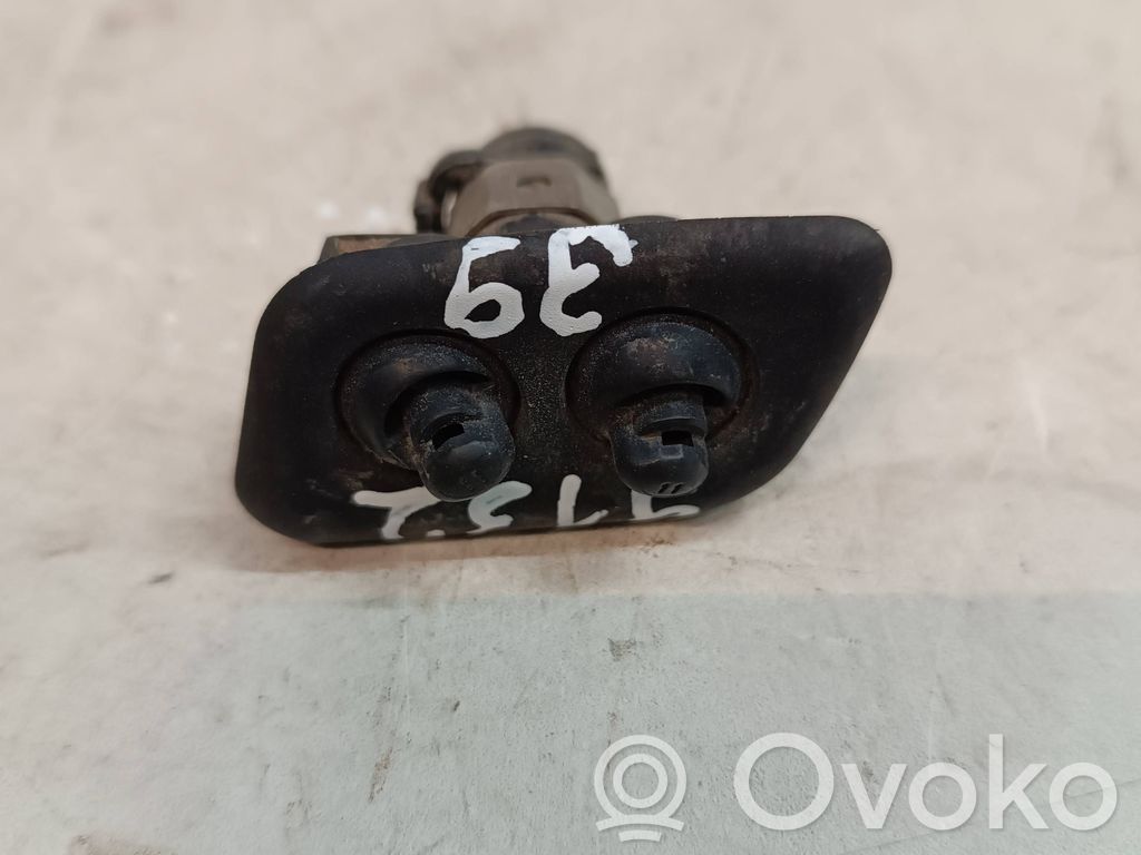 BMW 5 E39 Headlight washer spray nozzle 