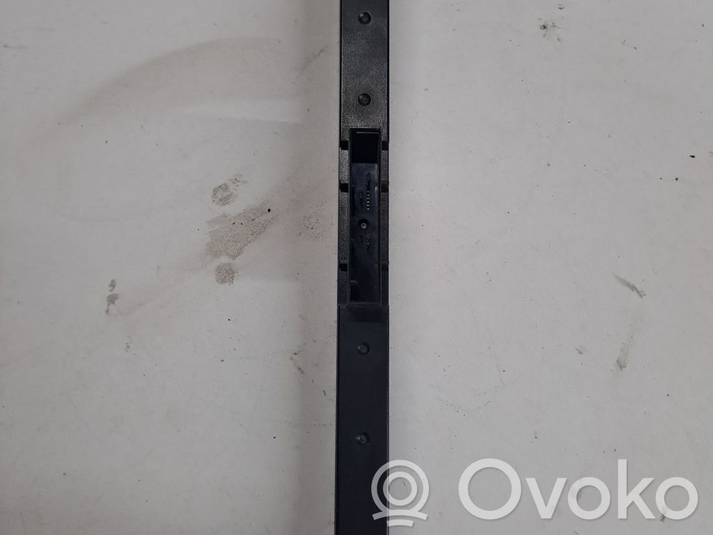 Parking (PDC) sensor switch   61318373708