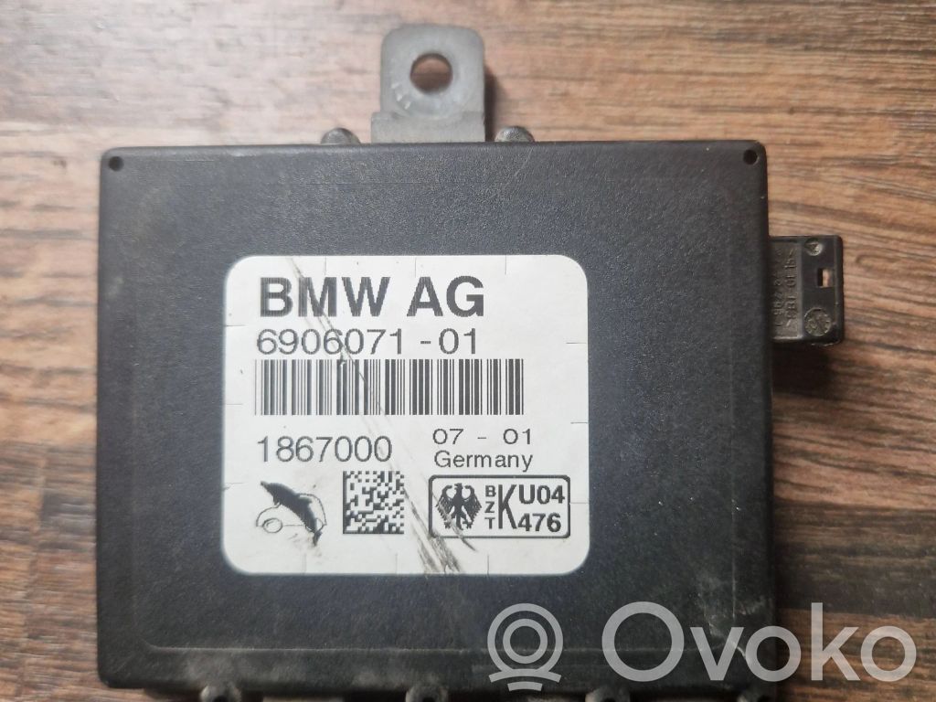 BMW 3 E46 Unitate control antenă 