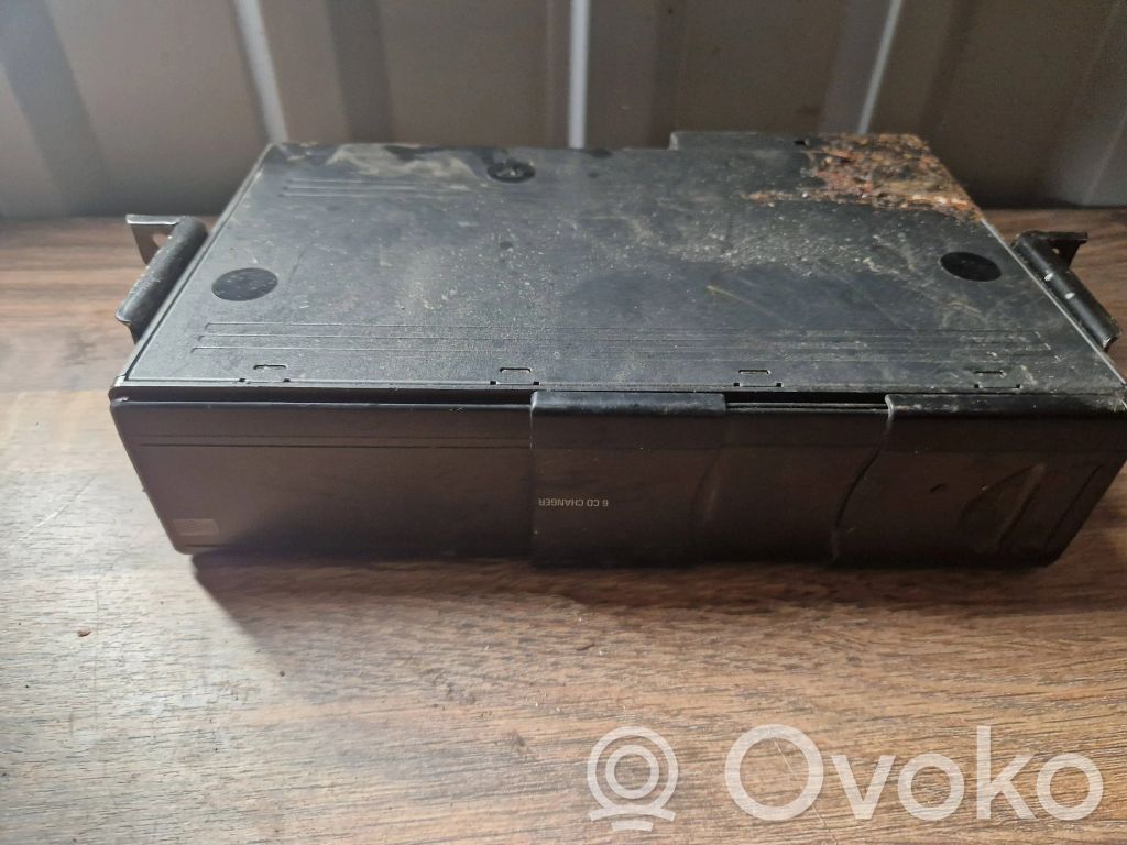 CD/DVD changer   6913389,020258